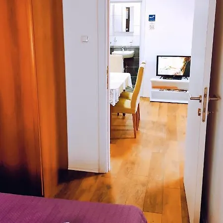 Oldtown - Marigold Group Apartment *